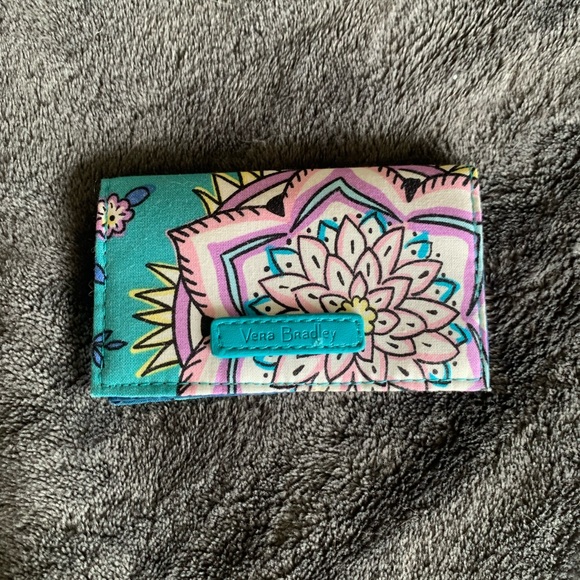 Vera Bradley Card Holder - Picture 1 of 4